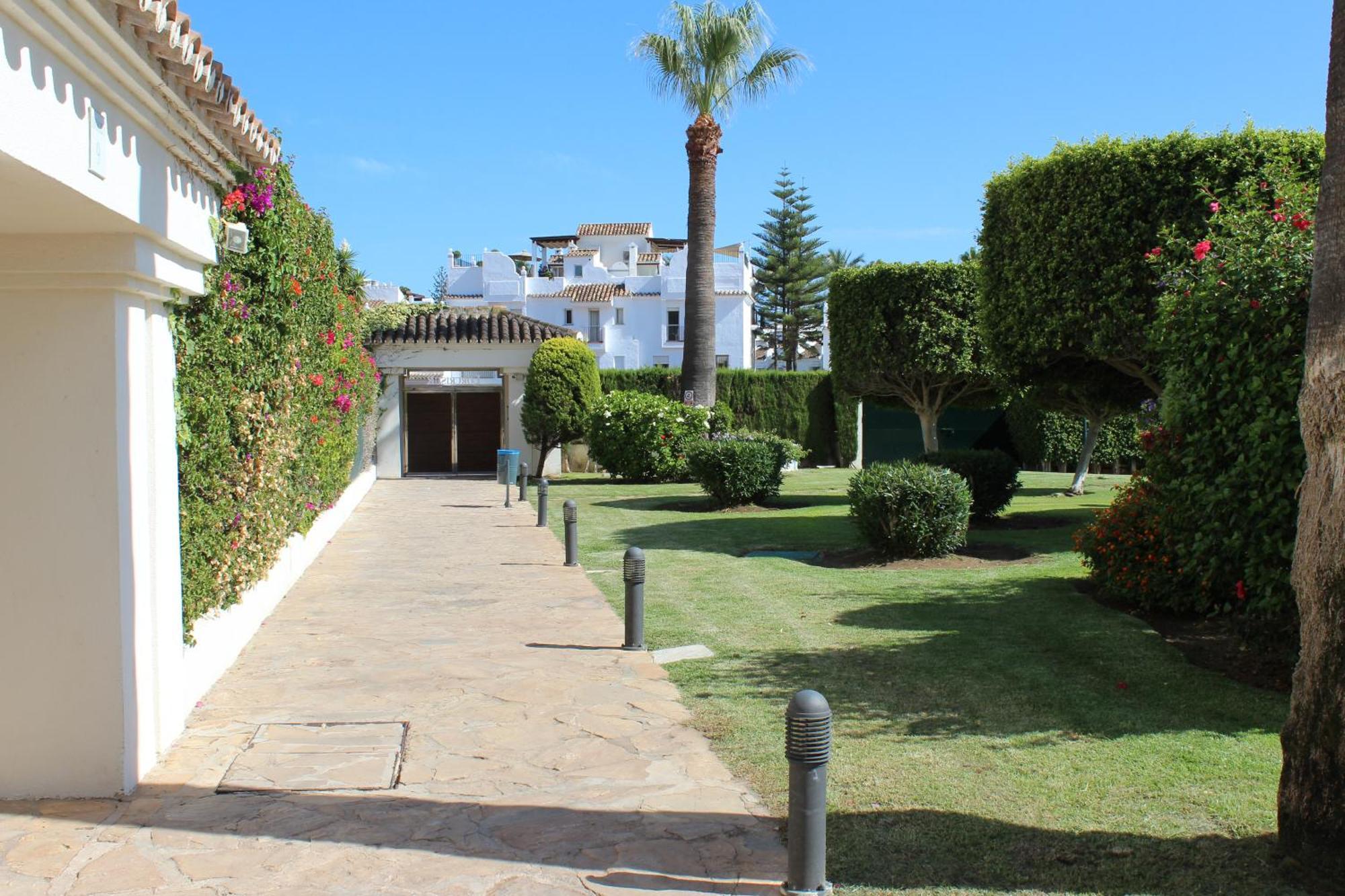 Beach Apartments In Lorcrisur San Pedro Marbella Buitenkant foto